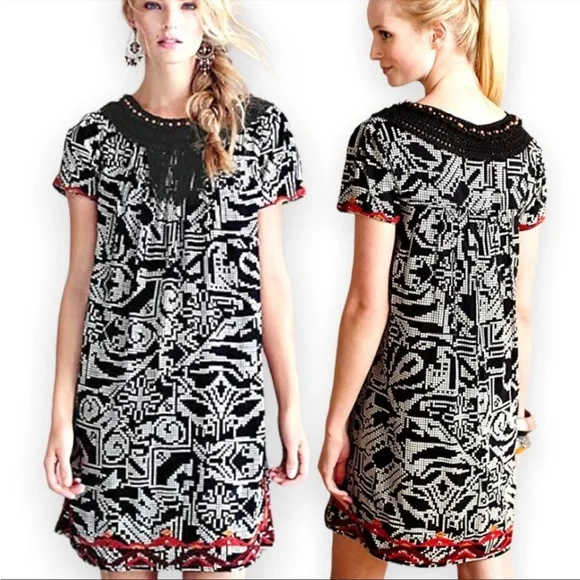 Anthropologie Floreat Abelia Embroidered Black White Tribal Fringe Dress  Small